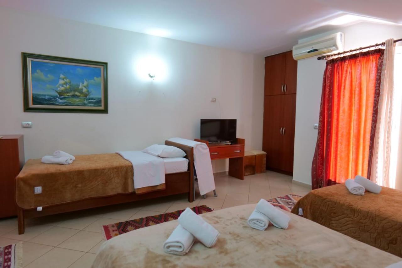 Hotel Veli Саранда Экстерьер фото