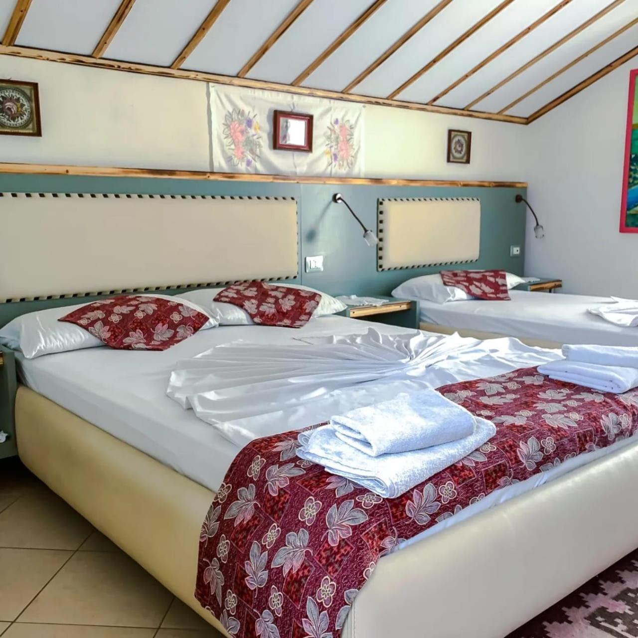 Hotel Veli Саранда Экстерьер фото
