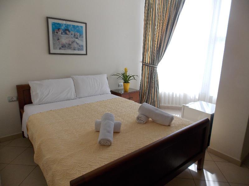 Hotel Veli Саранда Экстерьер фото